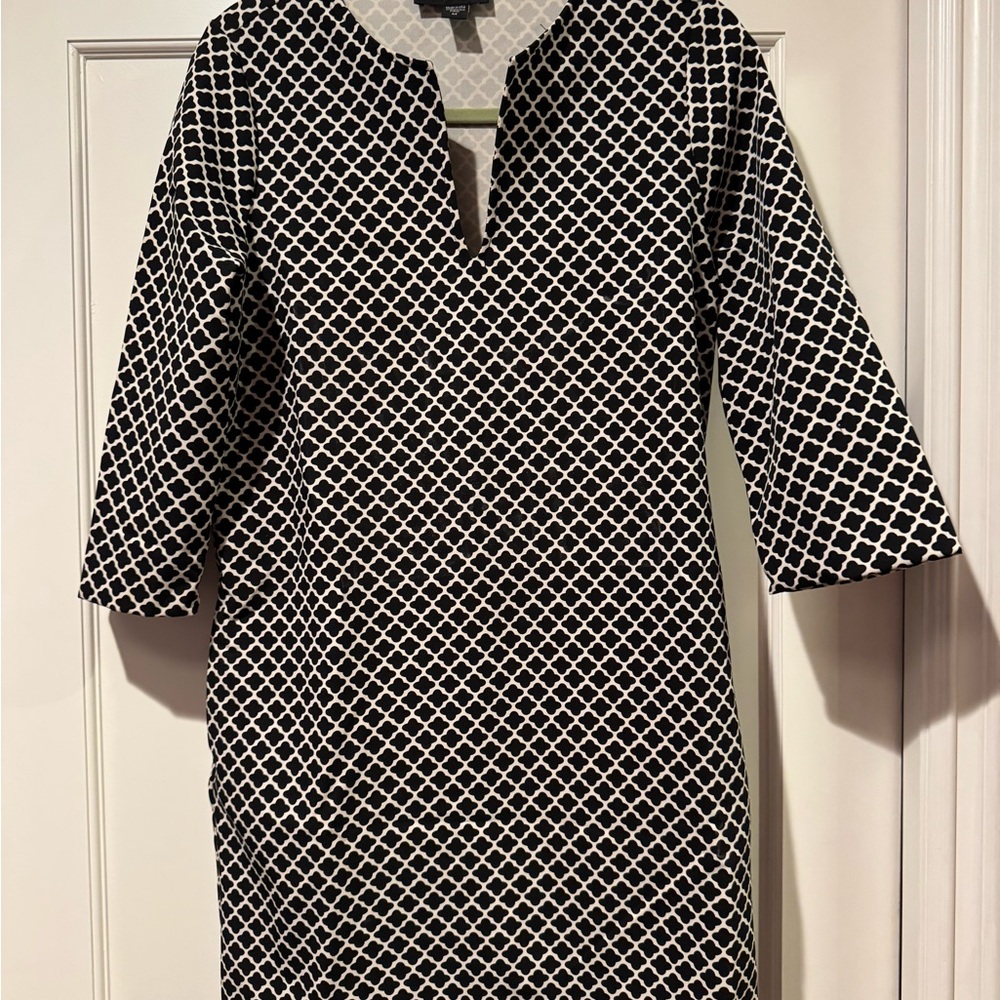 Karen Kane Black and White Tie Front Sheath Dress